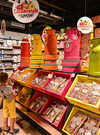 22-10 Mamie et petits enfants rayon Loustiks magasin d'usine- CBZ © Loïc KERSUZAN-Morbihan Tourisme