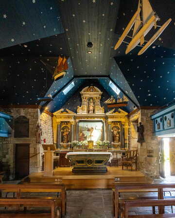 st_philibert_chapelle_2022_8_1656x1104_1.jpg