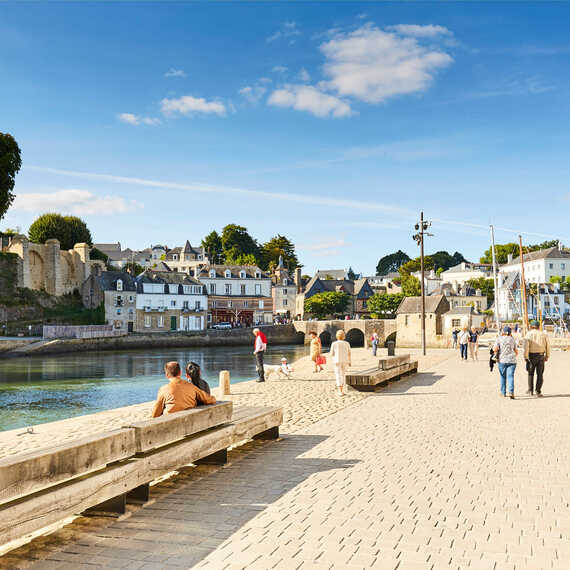 Auray