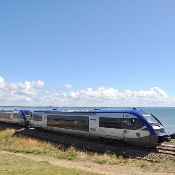 Le Tire bouchon, train qui relie auray à quiberon facilement 