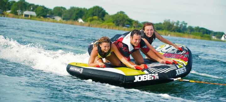 Plug & Play - Boa trainata, wakeboard, foil Plug & Play - Boa trainata, wakeboard, foil