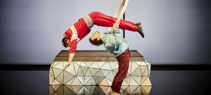 Cirque - Et la mer s'est mise à brûler Cirque - Et la mer s'est mise à brûler