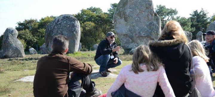 Visite famille au coeur des Alignements Visite famille au coeur des Alignements
