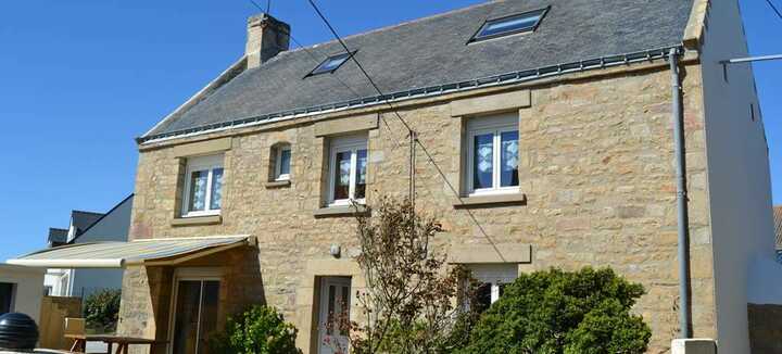 LOFFICIAL Pierrick - Maison Louise (10/12 pers) LOFFICIAL Pierrick - Maison Louise (10/12 pers)