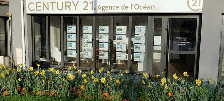 Century 21 - Agenzia oceanica