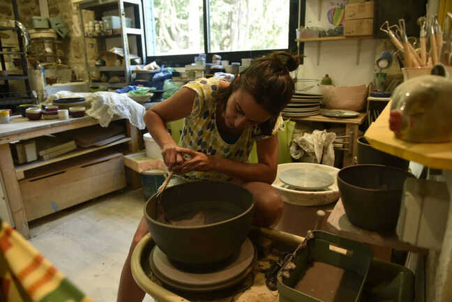 Carnac_poterie_podart_lebOcal_c_tournage1