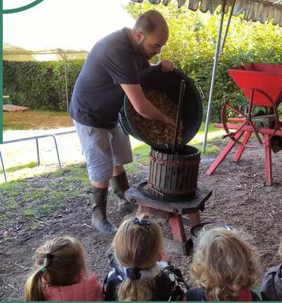 Atelier famille pressage de pommes