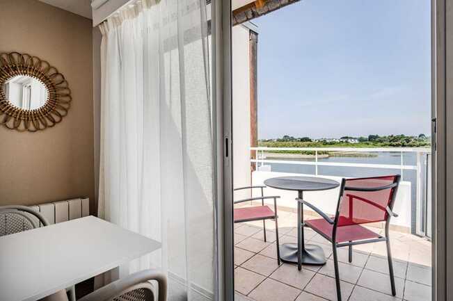 thalazur-residence-carnac-location de vacances-balcon-vue-salines