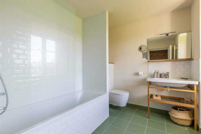 salle-de-bains-chambre-ste-barbe-manoir-du-guern-pluvigner