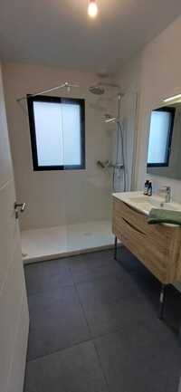 9.-AR-BIZ---salle-d'eau-1-(identique-à-SdE-2)