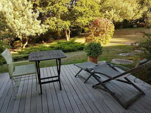 Terrasse avec vue sur le parc