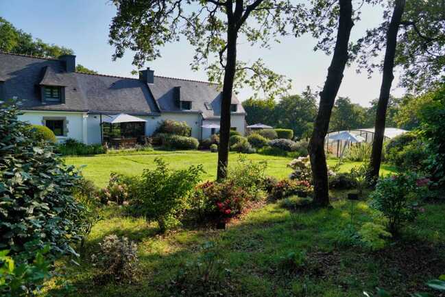 056CH000076_l'arbre Voyageur chambres d'hôtes_façade maison côte sud