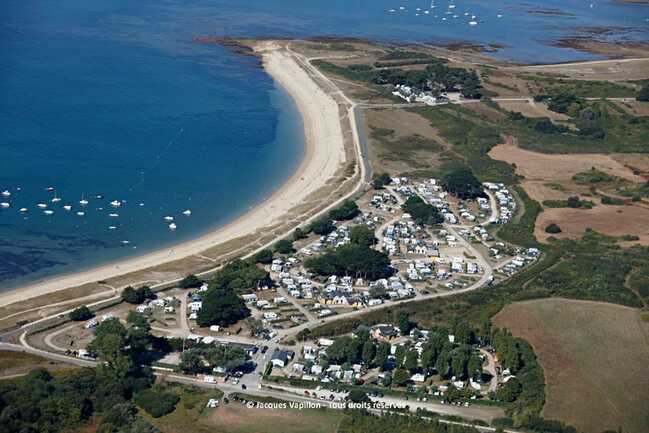 camping-Falaise-locmariaquer-morbihan-bretagne-sud