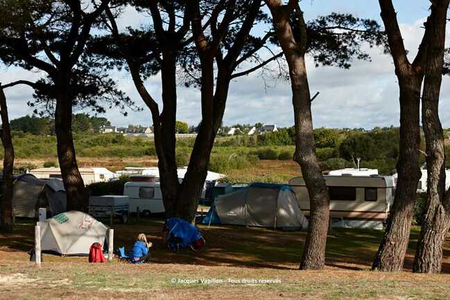 camping-Falaise-locmariaquer-morbihan-bretagne-sud