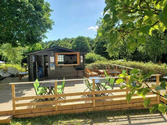 Camors - Le Petit Bois - Terrasse Snack