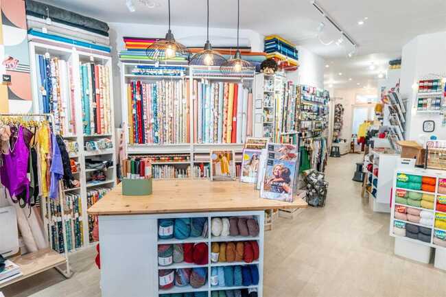 230417_LeHerissonAngora_InterieurBoutique_72dpi-1 230417_LeHerissonAngora_InterieurBoutique_72dpi-1