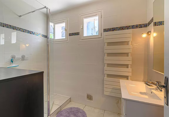 salle-de-douche-rez-de-chaussée 1