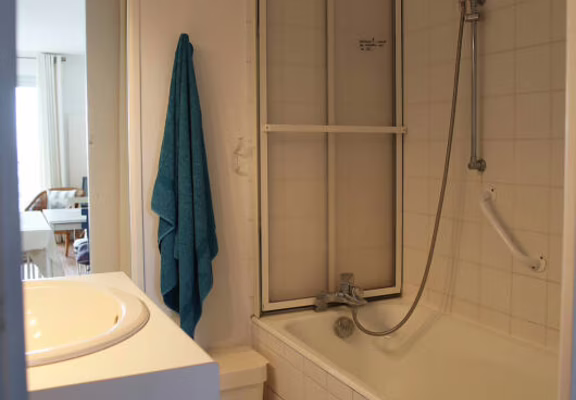 11  BrigitteZ salle de bains