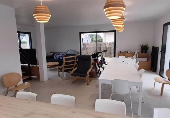 4.-AR-BIZ---salle-à-manger-et-salon-(aménagement-en-cours)