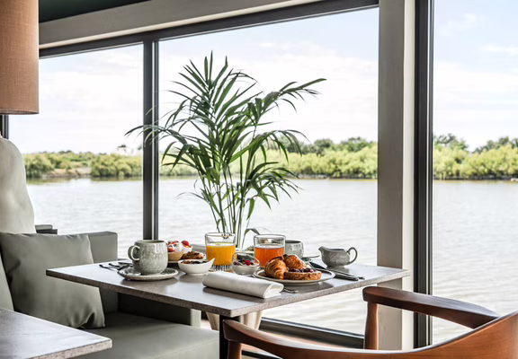 petit-dejeuner-hotel-les-salines-thalazur-carnac