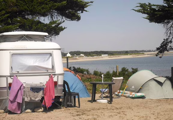 Camping_Kerhostin_02
