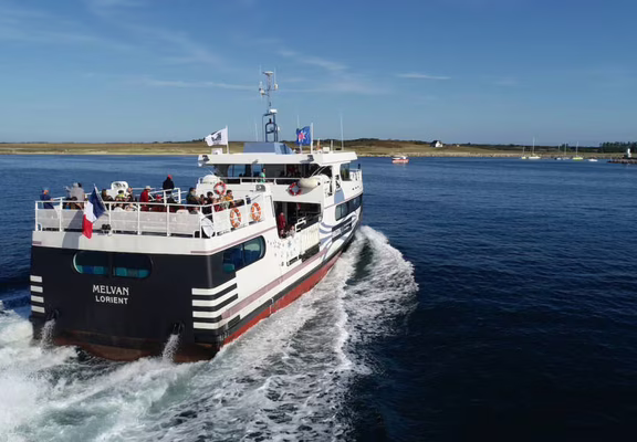 Quiberon_BreizhGo Océane_Melvan en mer (Île d'Hoëdic)