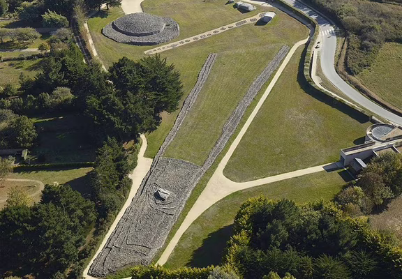 Site-des-megalithes-de-Locmariaquer-Morbihan-Bretagne-Sud